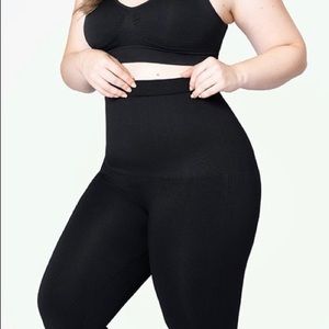 Empetua High Waisted “Shaping” Leggings - Size 2XL